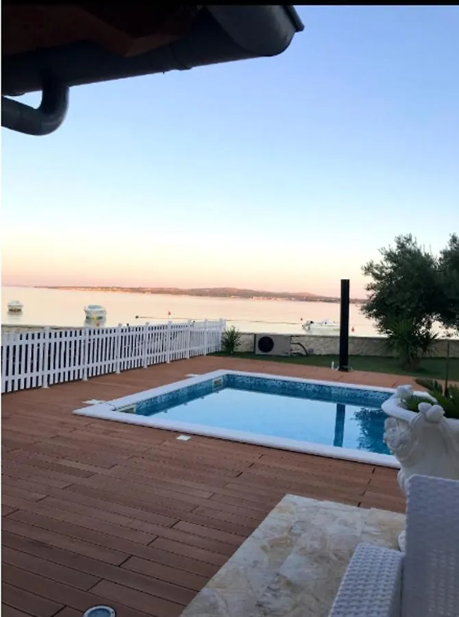 فير Villa Ulica Prezida Xxii